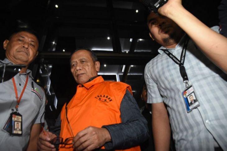 Anggota DPR Amin Santono ditahan KPK
