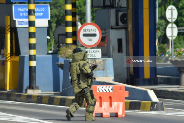 Peledakan Benda Mencurigakan di Tol SIdoarjo