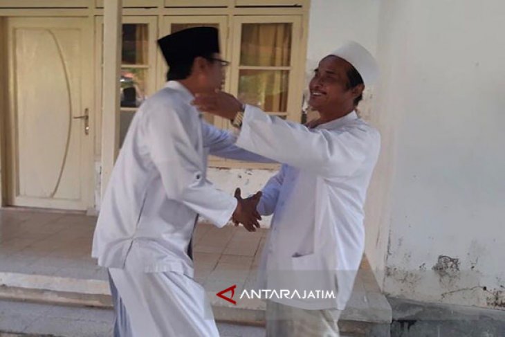 Gus Ipul Minta Restu Ulama Sampang