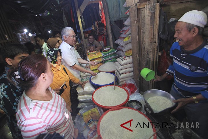 Mendag kunjungi pasar Kanoman