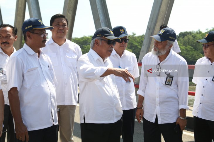 Peresmian Jembatan Wijaya Kusuma Kediri