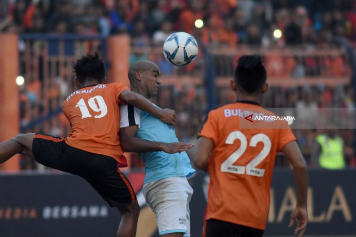Persibo Bojonegoro Dikalahkan Madura United