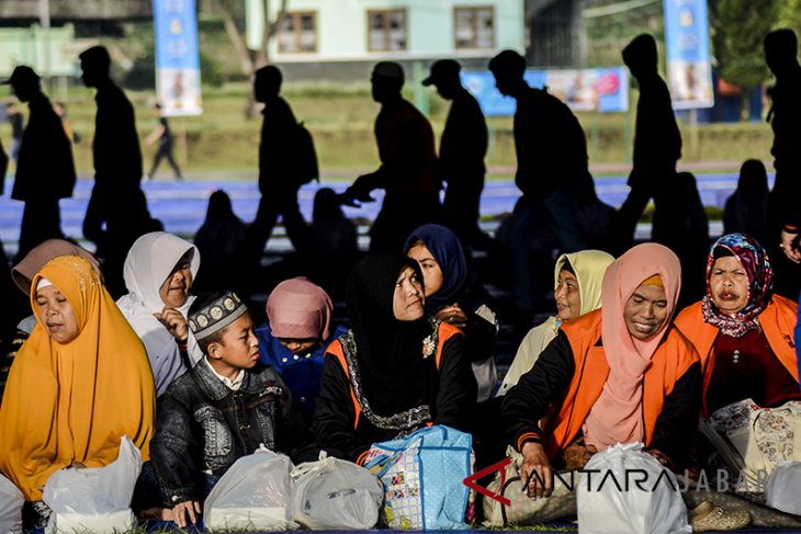 Rekor Muri buka bersama peternak sapi