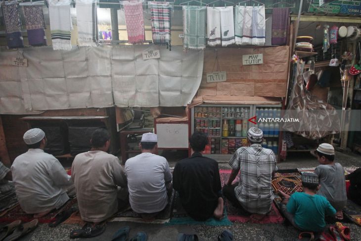 Salat Jumat Pertama Ramadan