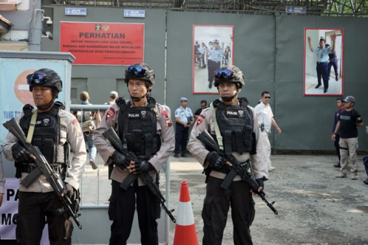 Sterilisasi Area Pemindahan Napi Teroris ke Nusakambangan
