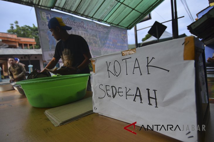 Warung nasi sedekah Ramadan