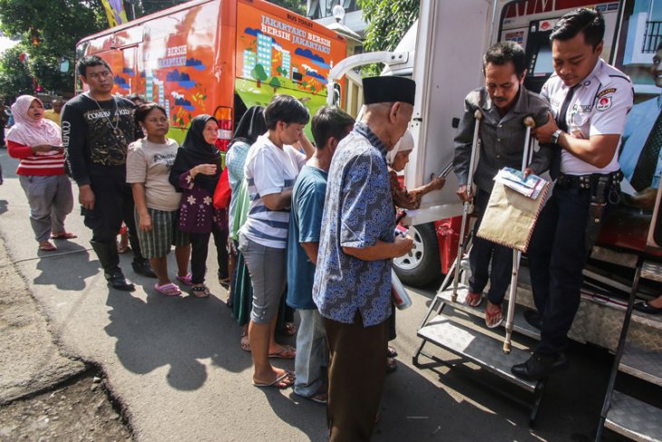 Kasatpol PP Jakbar diminta periksa oknum pembobol Bank DKI