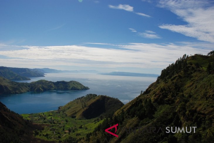 Keindahan Dataran Tinggi Tanah Karo dan Danau Toba menanti ...