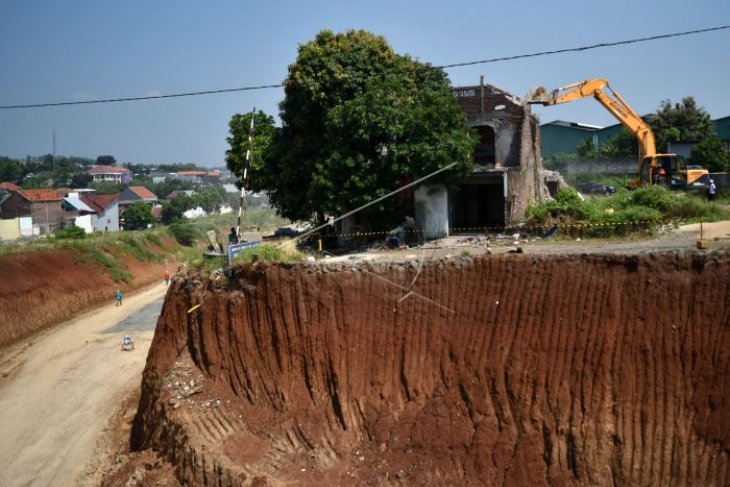 Eksekusi rumah di proyek jalan tol