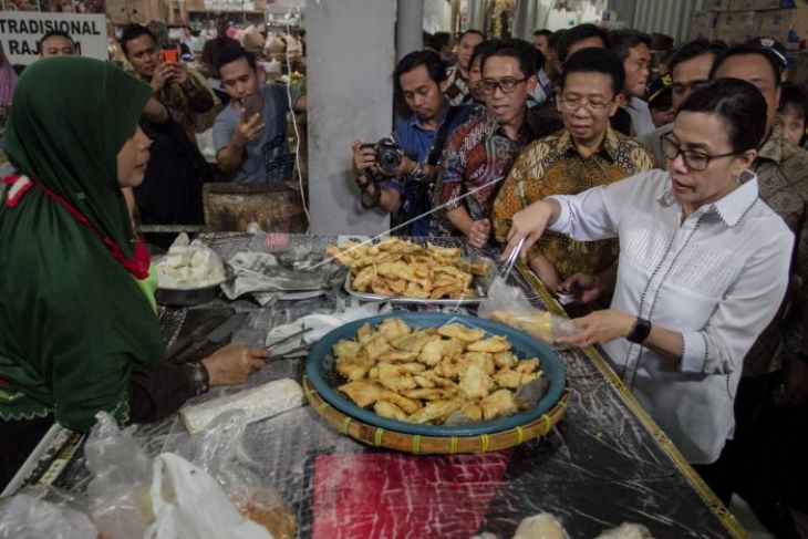 Menkeu kunjungi pasar tradisional