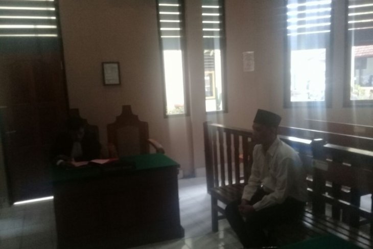 Pengedar sabu-sabu dihukum 14 tahun penjara