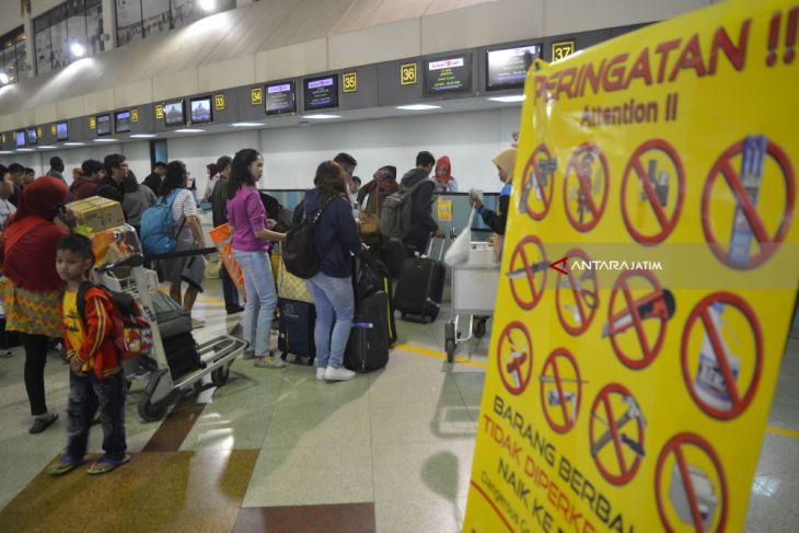 Arus Mudik Bandara Juanda