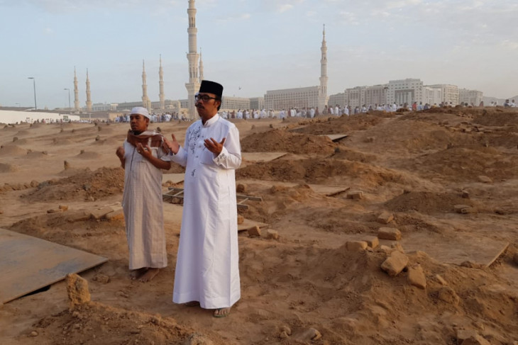Car accident kills three Indonesian umrah pilgrims