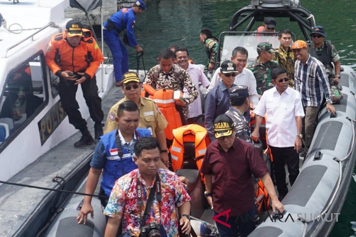 Mensos tinjau lokasi tenggelamnya KM Sinar Bangun