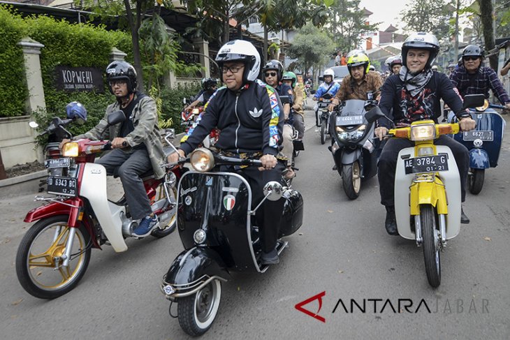 Gubernur Jabar ikut Ngabuburide 2018