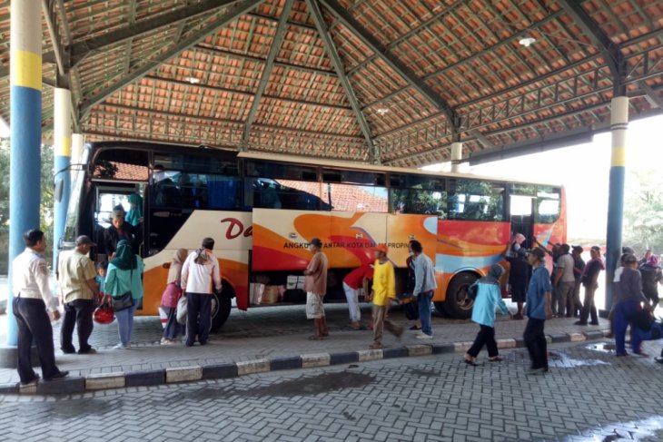 Pemudik Asal Jember Dominasi Terminal Badung