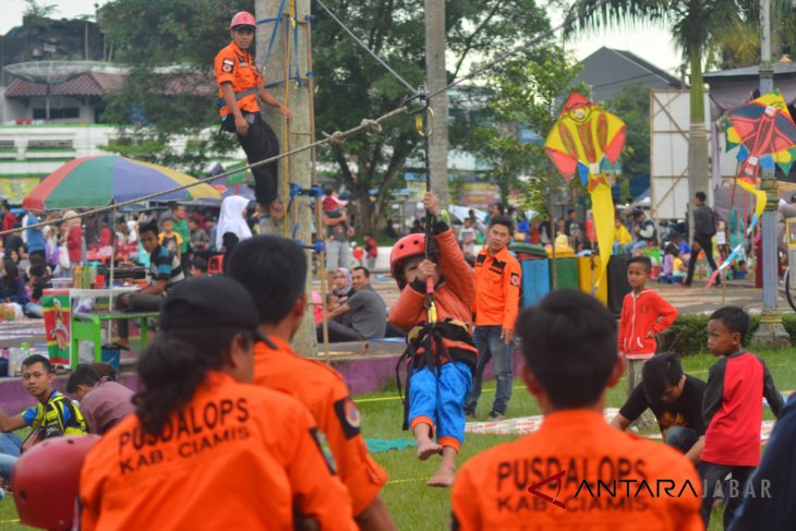 Flying fox untuk pemudik