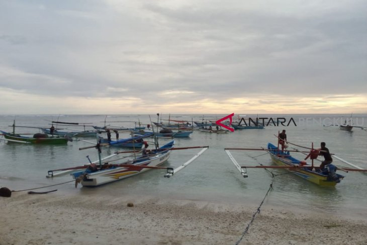 Nelayan Pantai Laguna