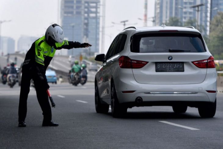 Ranjau paku di jalanan Ibu Kota