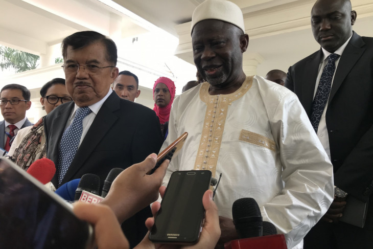 Indonesia, Gambia forge cooperation in protocol, security of OIC summit