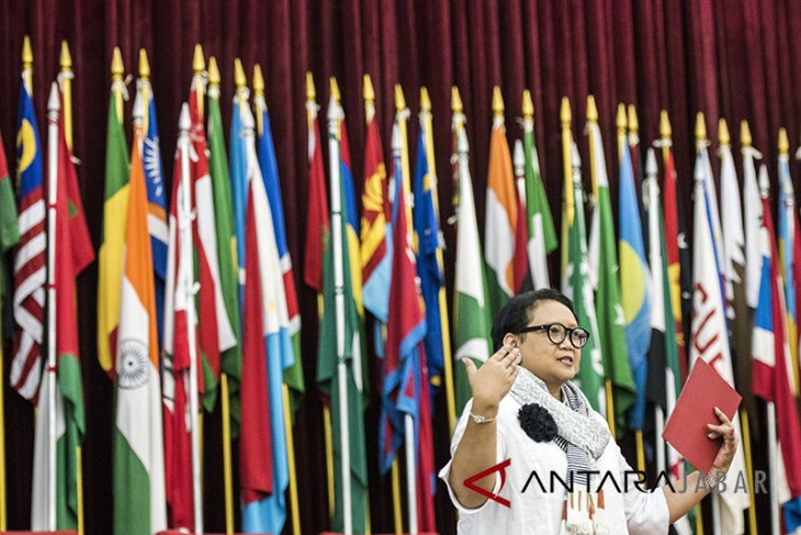 Diplomasi Perempuan Indonesia