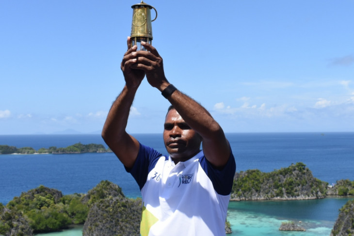 Asian Games torch promotes Raja Ampat tourism