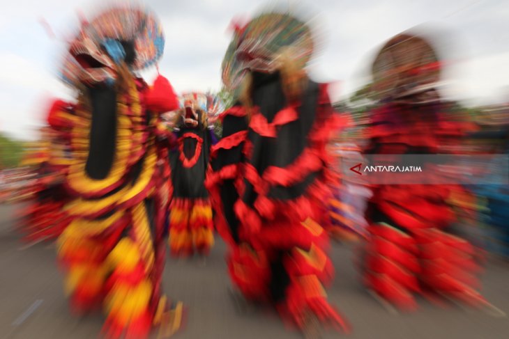 Tari Barong Sewu