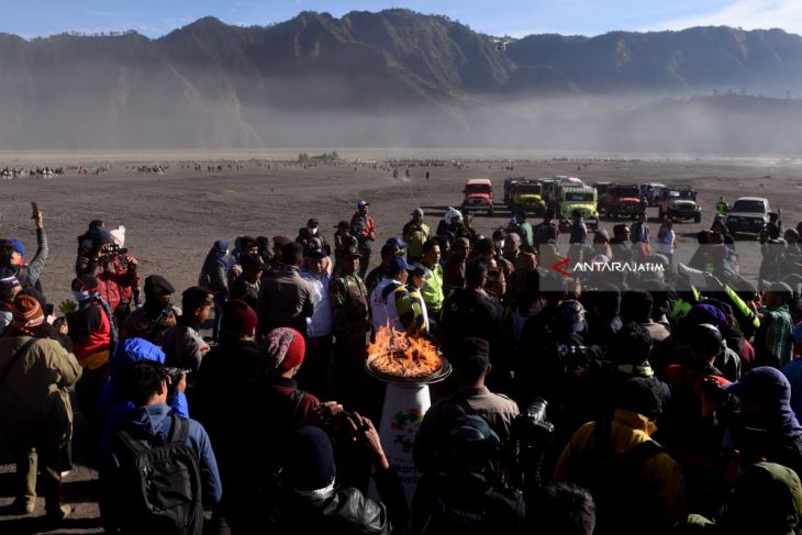 Torch Relay Asian Games Bromo