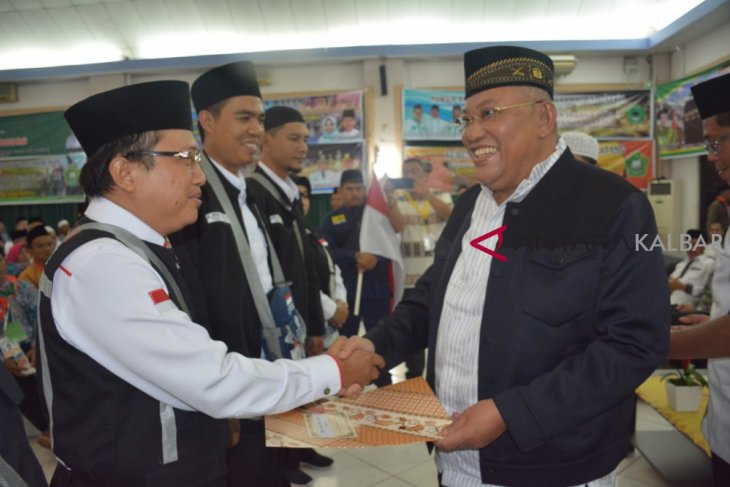 Rusman Ali antar JCH ke Batam