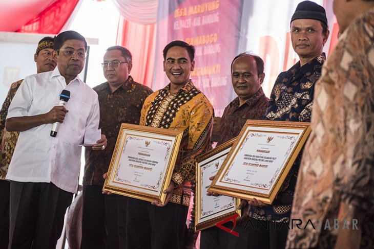 Wisuda Desa Sejahtera Mandiri