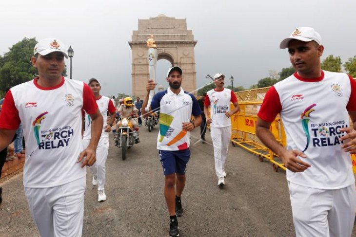Pawai Obor Asian Games di India