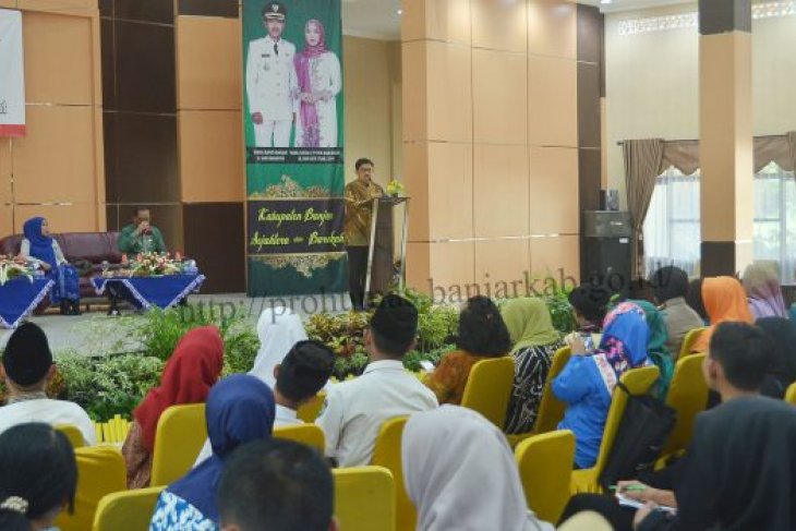 Tingkatkan minat baca