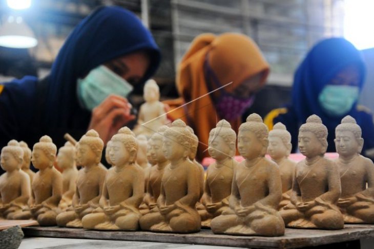 Kerajinan miniatur patung Buddha