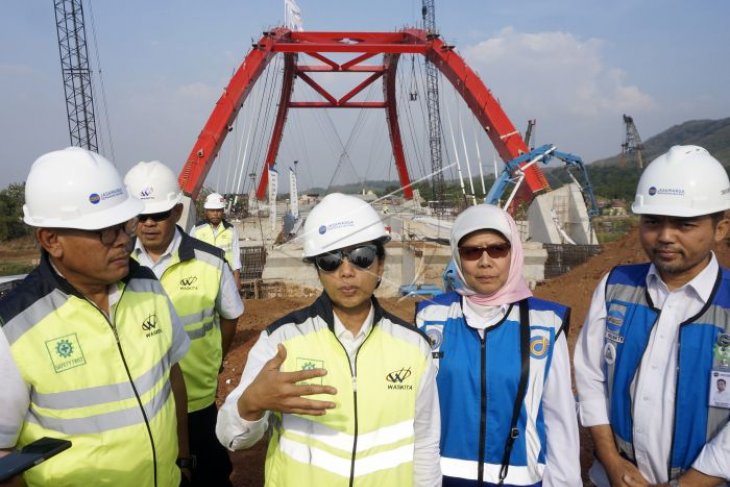 Menteri BUMN jalan tol Batang-Semarang