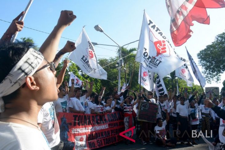 Tolak Reklamasi Teluk Benoa