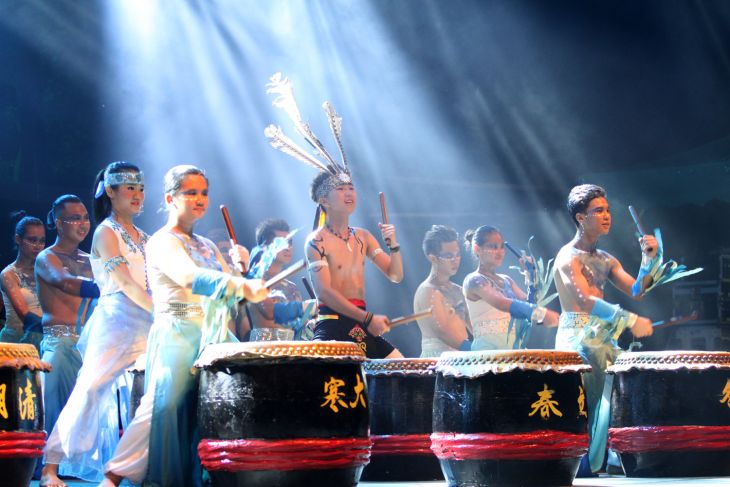 Atraksi 24 Drums Asal Sarawak