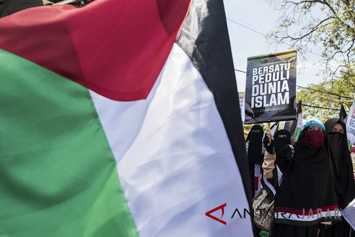 Aksi tolak kekerasan di Palestina