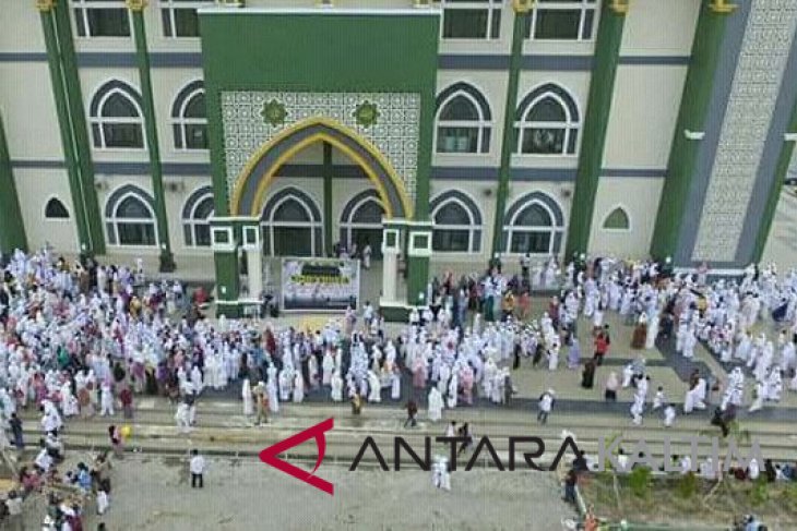 147 calhaj Penajam diberangkatkan dalam dua kloter