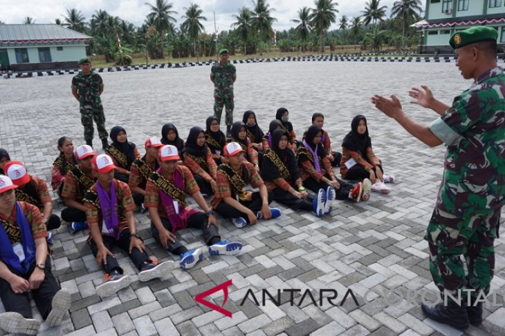 BUMN Hadir -  SMN Asal Lampung Latihan Baris-berbaris