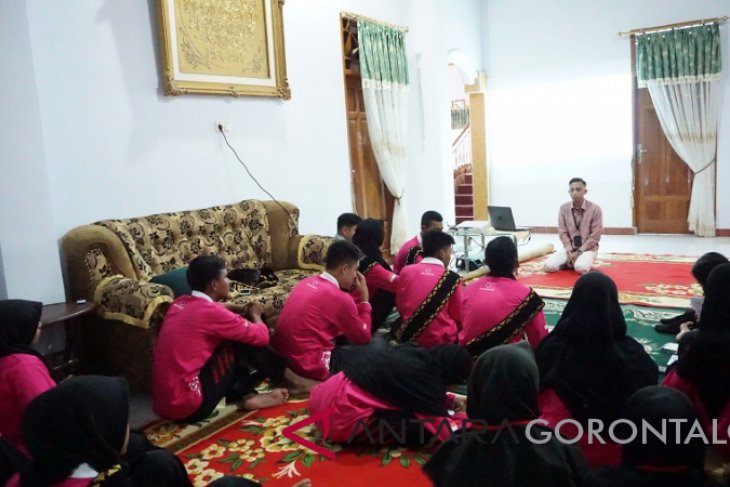 BUMN Hadir - SMN Lampung Diberi Pelatihan Kelola Toko Online