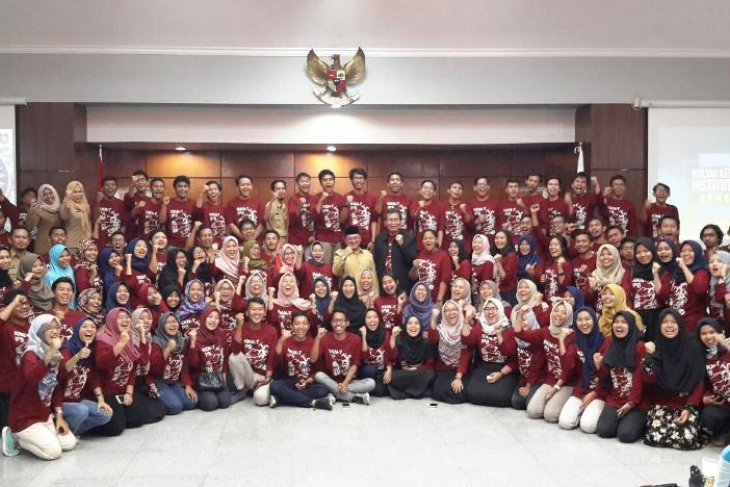Gubernur sambut baik mahasiswa KKN-T IPB