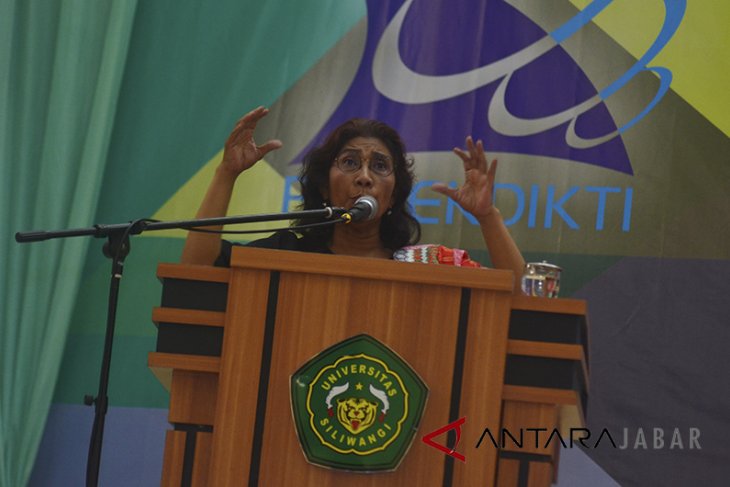 Kuliah umum Menteri KKP Susi Pudjiastuti