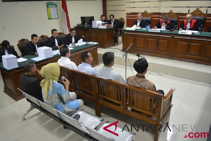 Sidang Perdana Kasus Suap DPRD Kota Malang