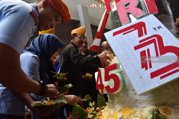 Tumpeng Jadah Pecel