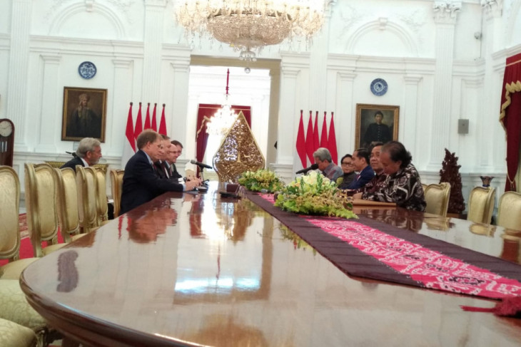 President Jokowi receives U.S. state secretary