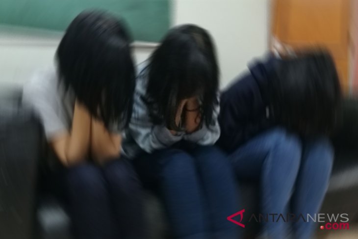 Enam pelaku prostitusi dan eksploitasi anak diringkus polisi