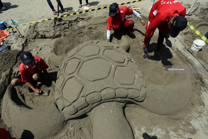 Festival Patung Pasir Pantai Serang