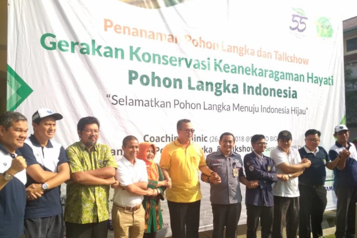IPB inisiasi gerakan konservasi tanam pohon langka