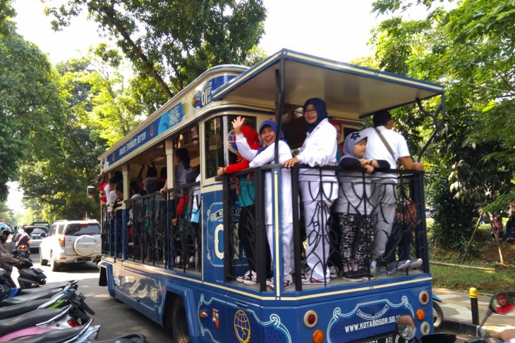 Bus Uncal Bogor beroperasi lagi layani wisatawan - ANTARA News Megapolitan