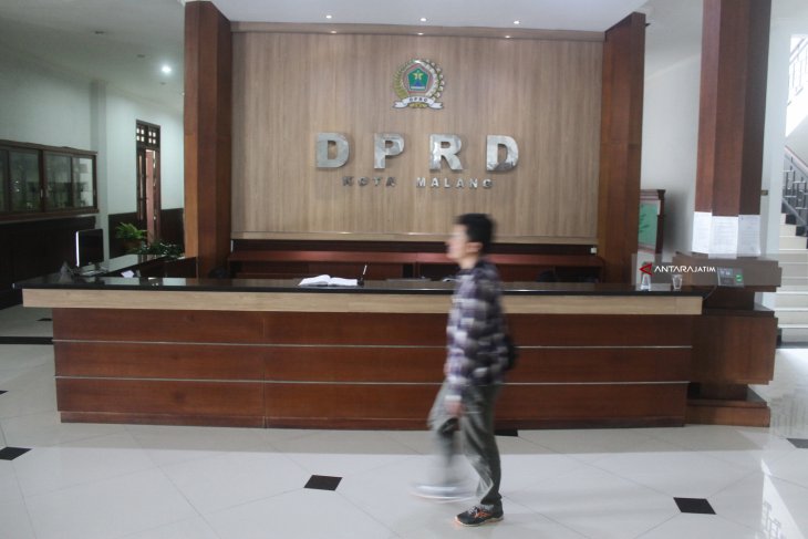 Kantor DPRD Malang Kosong